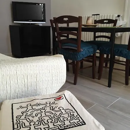 La Casa Di Nenetta * ベルナルダ